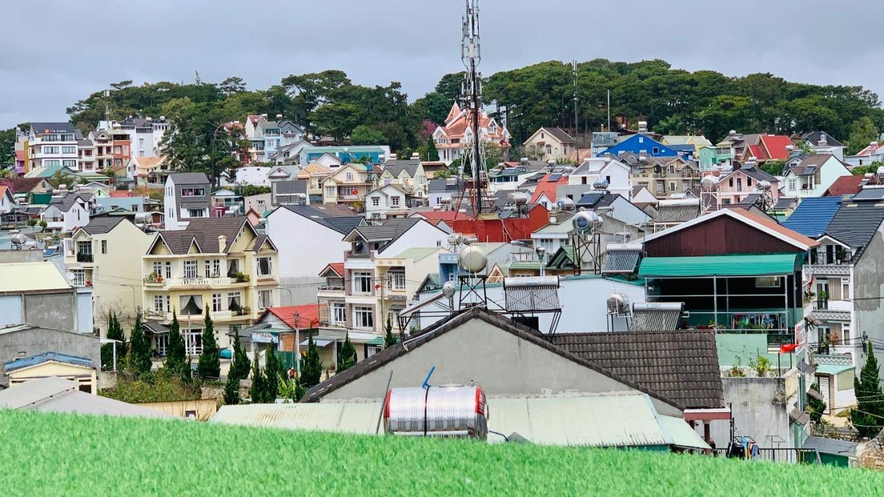 Stream Hotel-khach San Dep 2* Da Lat